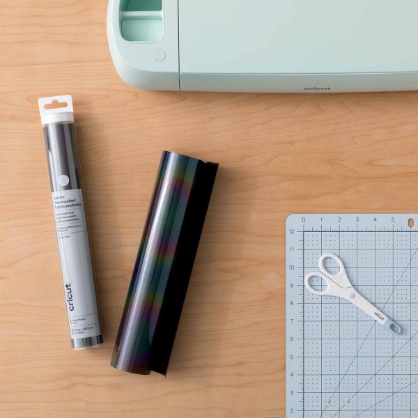 Cricut Iron-On Reflex (Rainbow)